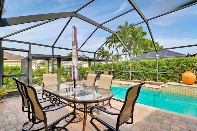Building Photo - 1600 Doral Dr