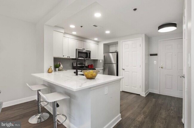 Cocina - 1045 N Utah St