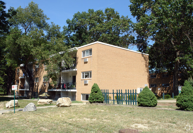 Greenway Village Apartments West Berlin Nj