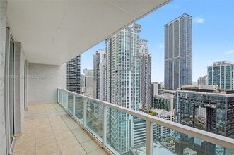 Building Photo - 1250 S Miami Ave