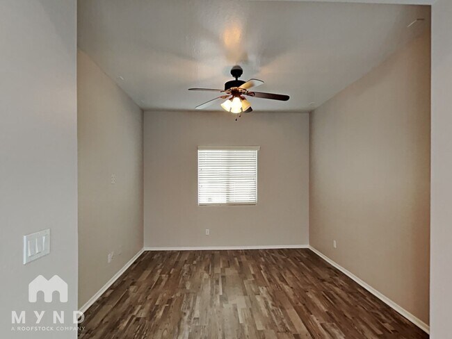 Building Photo - 2507 N 148th Dr