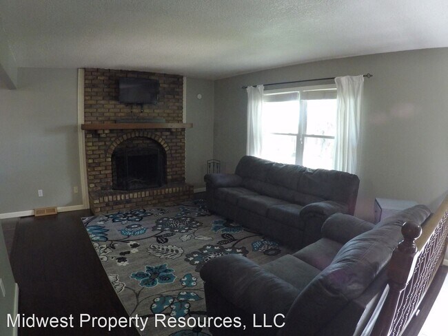 Foto del edificio - 3 br, 1.5 bath House - 1609 SE Manor Place