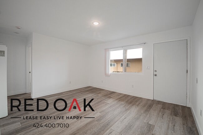 Foto del edificio - 724 Wilmington Blvd