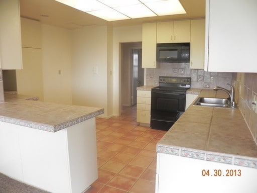 Building Photo - 7960 Eastridge Dr