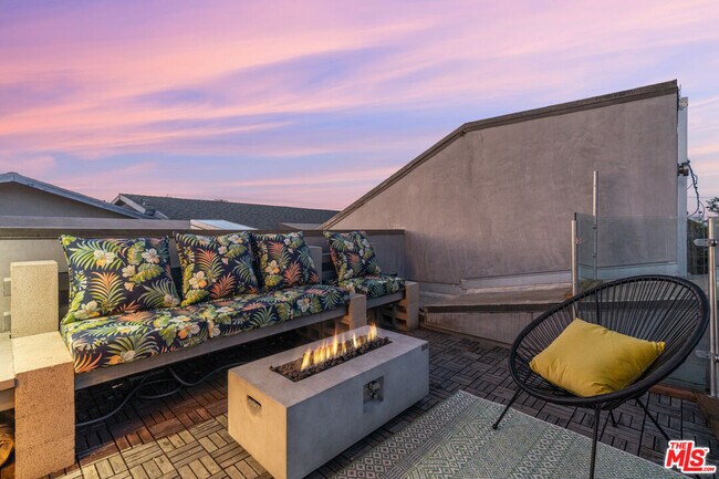 Foto del edificio - 351 Sunset Ave