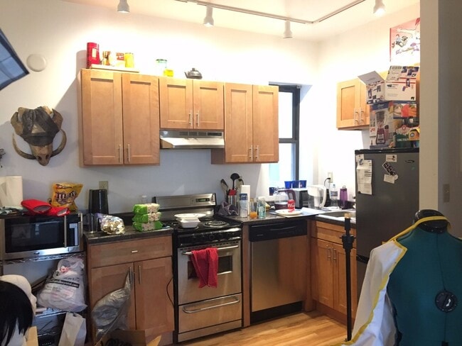 Photo - 832 Beacon st, Apartment