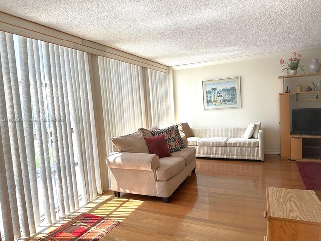 Building Photo - 501 Three Islands Boulevard