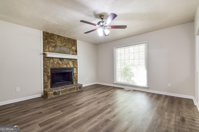 Building Photo - 138 Arbor Creek Dr