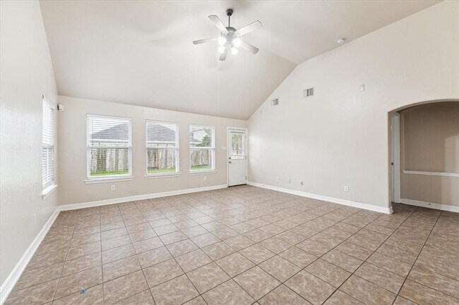Building Photo - 17919 Hollow Hill Ln