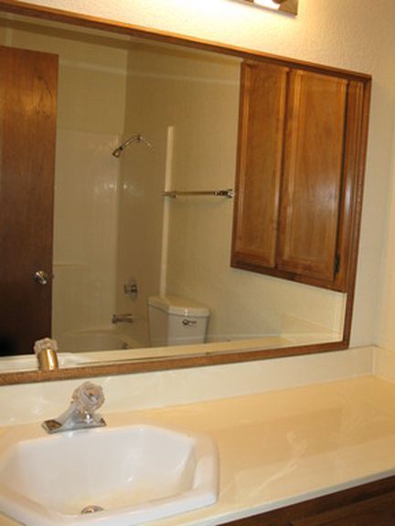Building Photo - Spacious 3 bedroom 2 bath home in Sacramento!