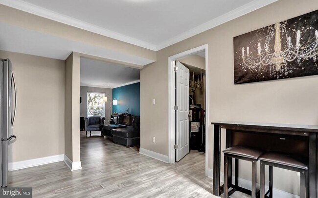Foto del edificio - 577 Lancaster Pl