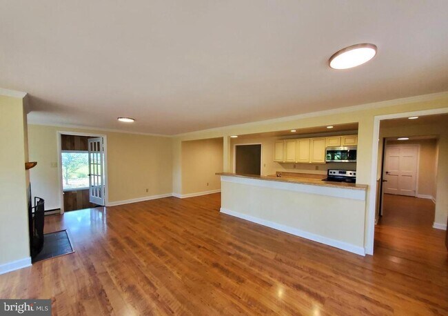 Building Photo - 29157 Woodridge Dr