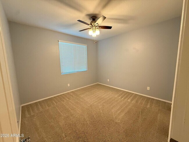 Foto del edificio - 943 W Danish Red Trail