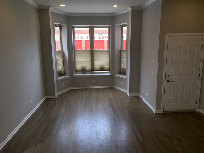 Building Photo - 2717 N Halsted St