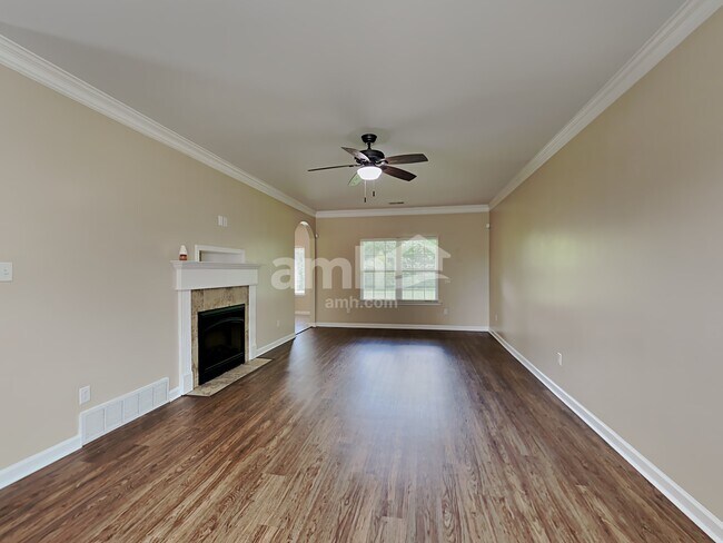 Building Photo - 4940 Grace View Lane