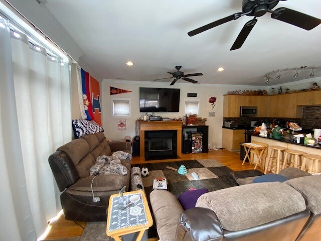 Foto del edificio - 1808 S Michigan Ave