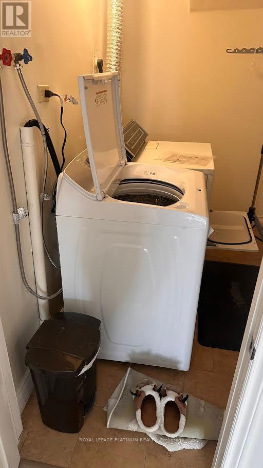 Building Photo - 112 Cutters Crescent