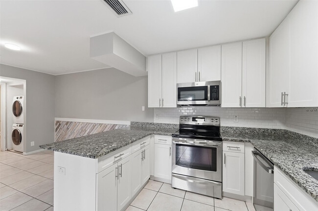 Building Photo - 2501 NW 99th Ave