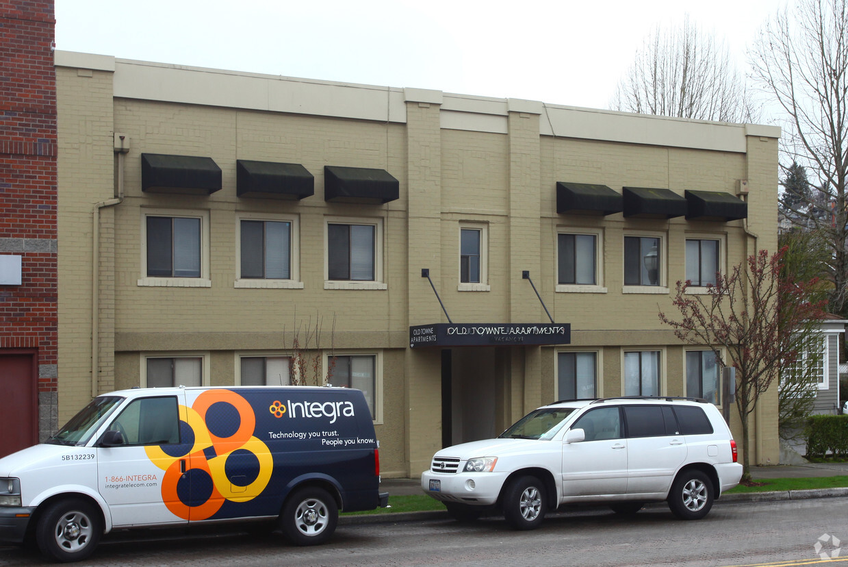 Building Photo - Old Towne Apartments