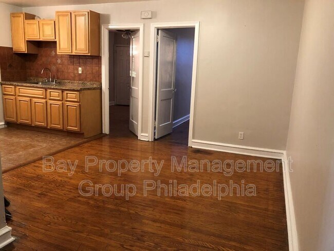 Building Photo - 7558 Mayland St