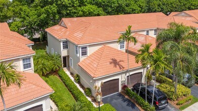 Building Photo - 1081 Sorrento Dr
