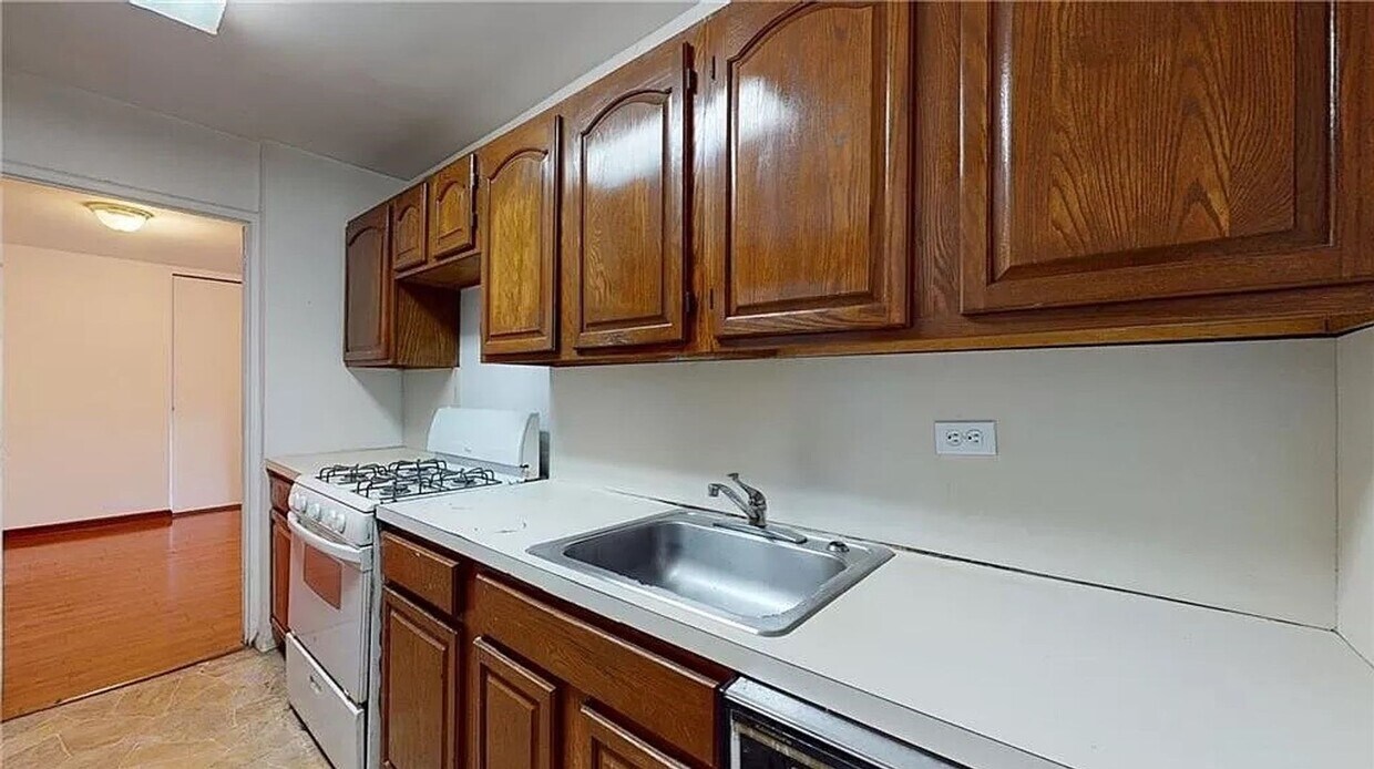 Primary Photo - Luxury 1 Bedroom 1 Bathroom