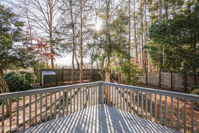 Foto del edificio - 3 br, 2 bath House - 5281 Lukon Ln