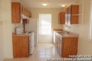 Building Photo - 12250 Ridge Crown St