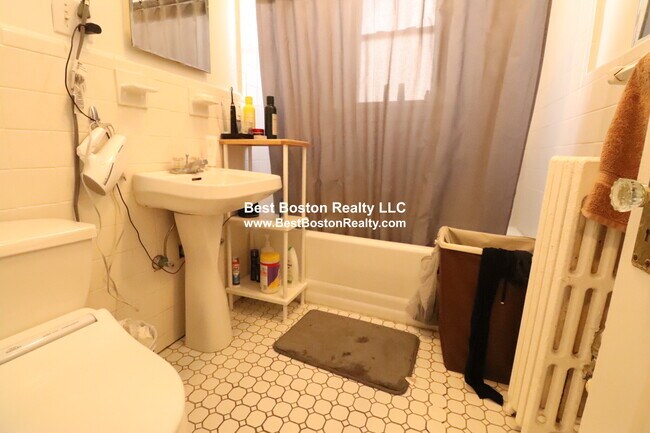 Foto del edificio - 89 Trowbridge St