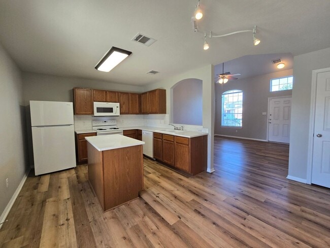 Building Photo - PRICE REDUCTION & RENT SPECIAL - AVAILABLE...