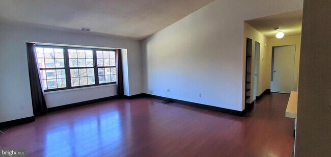 Foto del edificio - 18 Feiler Ct