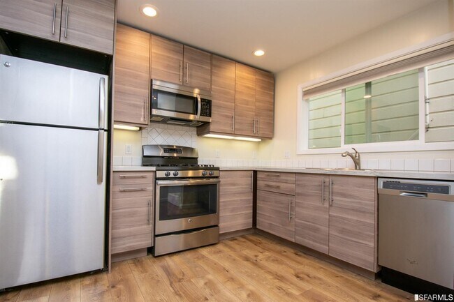 Foto del edificio - 1544 Dolores St