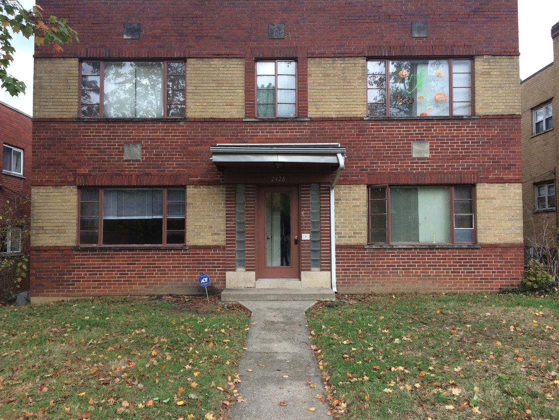 2428 Losantiville Ave, Cincinnati, OH 45237 Apartments in Cincinnati