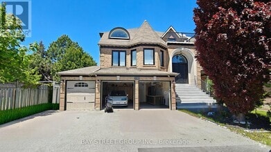 Building Photo - 231 SHAFTSBURY Ave