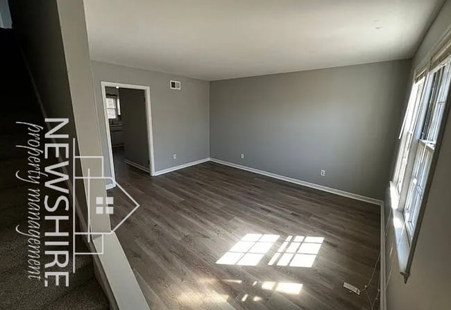 Building Photo - 1 Hartsville Dr