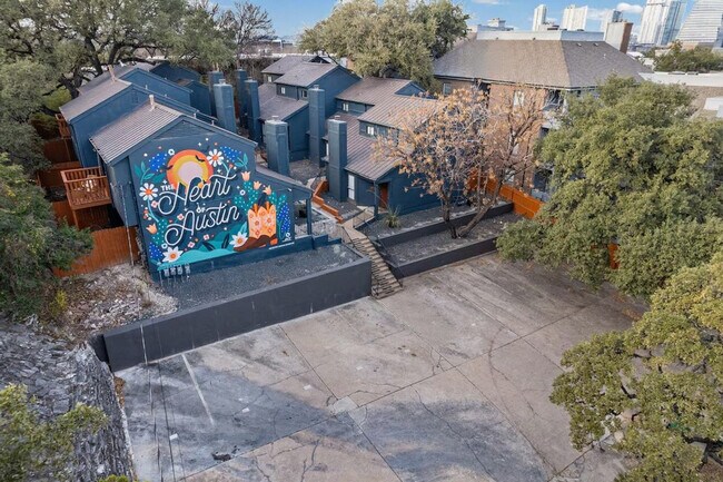 Foto del edificio - 708 S 1st St