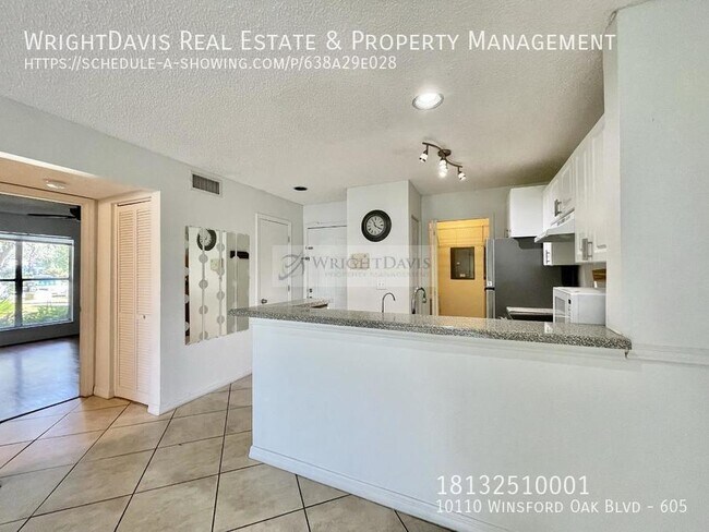 Foto del edificio - Lake View 2/2 Available Now!