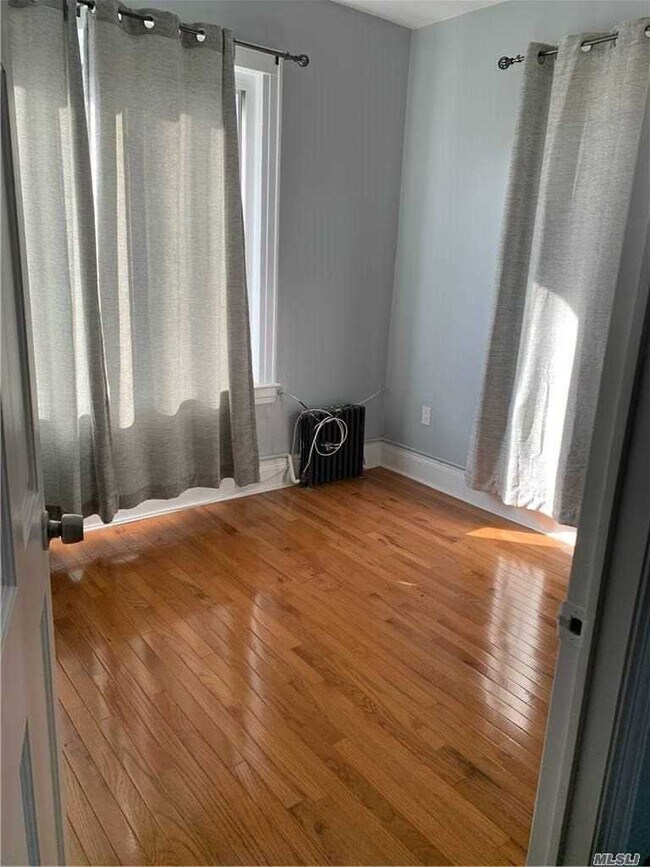 Foto del edificio - 115-27 118th St