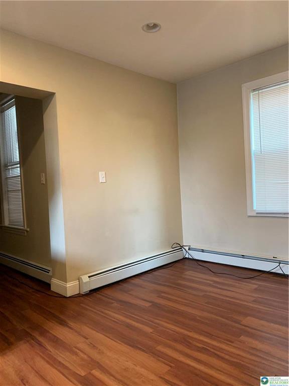 Building Photo - 944 Liberty St