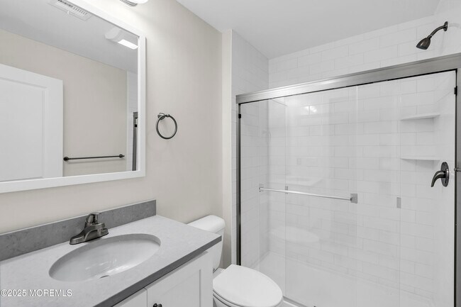 Foto del edificio - 604 Ocean Rd