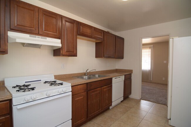Foto del edificio - Charming Remodeled 2 Bedroom 1 Bath Home! ...