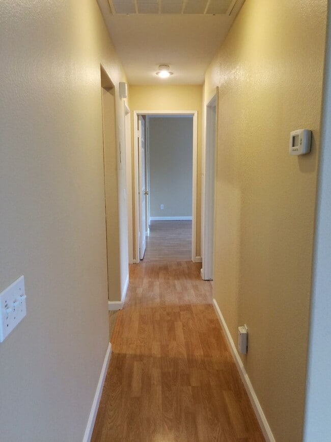 Building Photo - 2 Bd, 2 Ba in Aliso Viejo