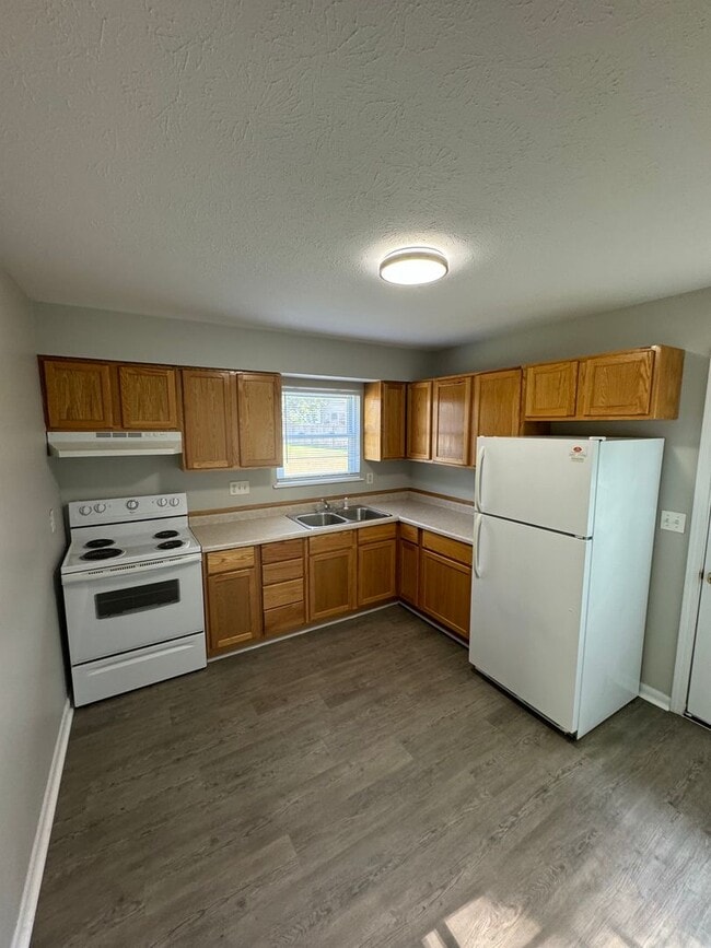 Building Photo - 10-12 Morehouse Ct-NOREMAC