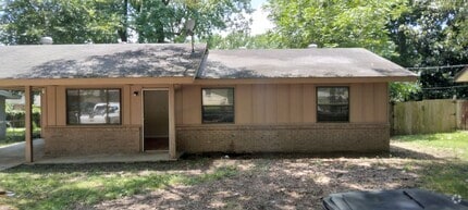 Building Photo - 1022 Towering Oaks Dr