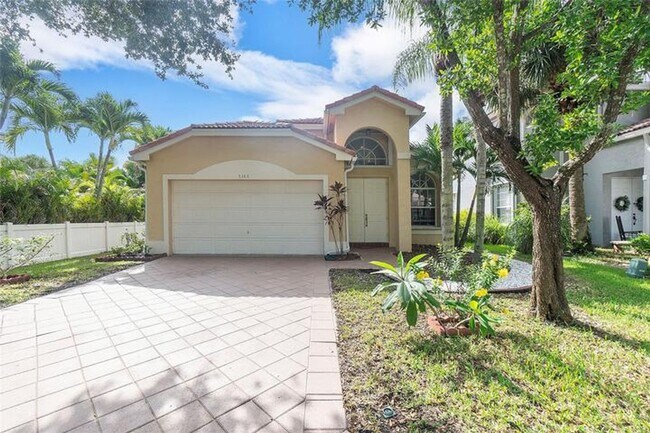 Building Photo - 5385 NW 124th Way