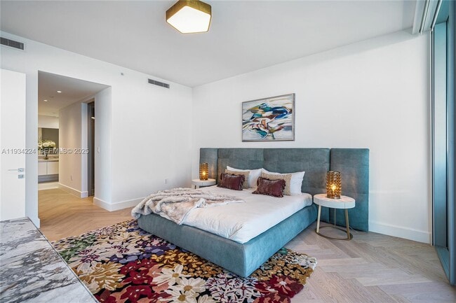 Foto del edificio - 700 NE 26th Terrace