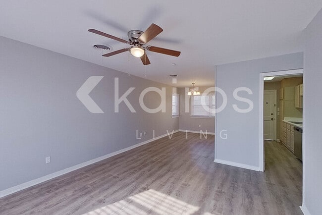 Building Photo - 4202 Andrews Ave