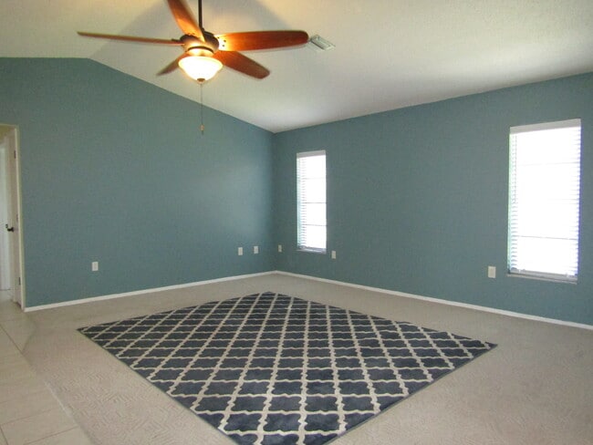 Foto del edificio - 5822 Jackson Ln
