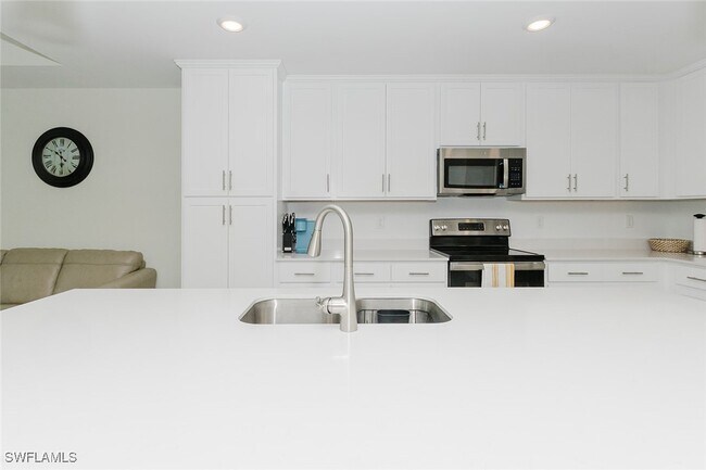 Building Photo - 6034 National Blvd