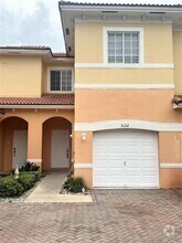 Building Photo - 5132 SE Mariner Garden Cir